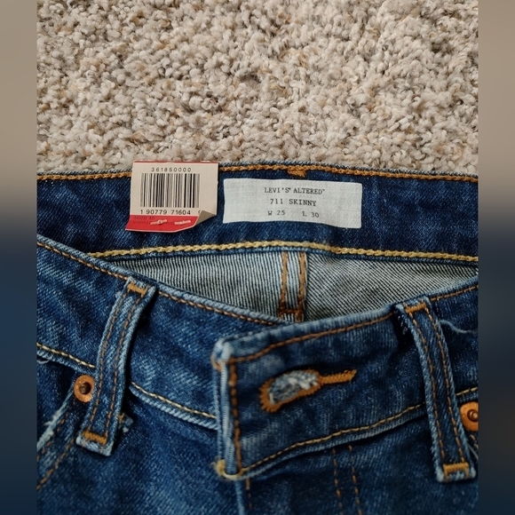 Levi's 711 skinny dark blue jeans 👖 - Picture 6 of 6
